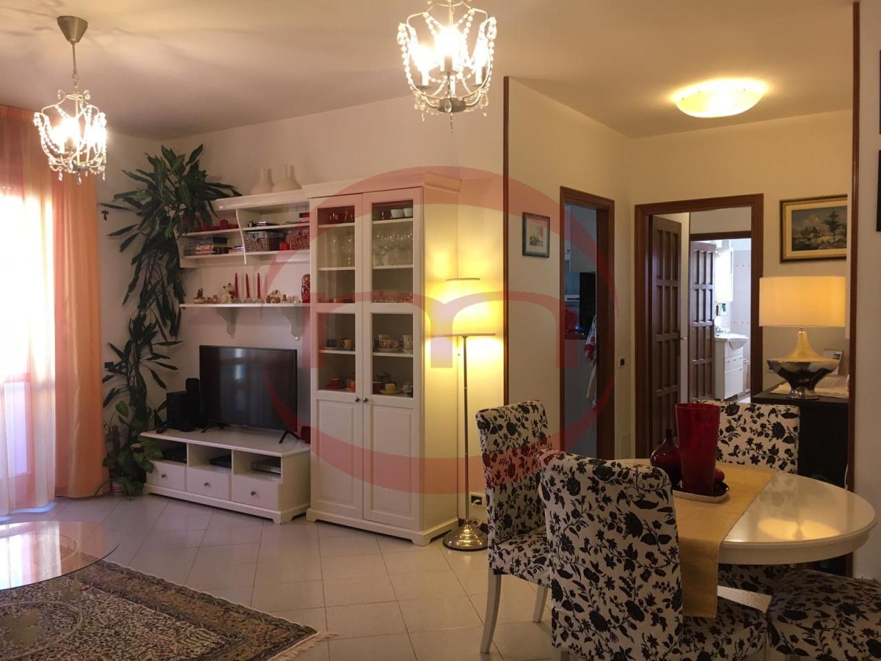 Appartamento in vendita a Sarzana, 4 locali, prezzo € 198.000 | PortaleAgenzieImmobiliari.it