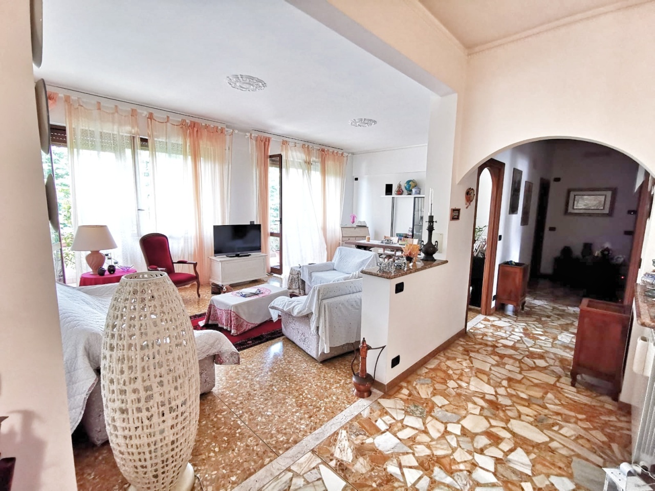 Appartamento in vendita a Albisola Superiore, 5 locali, prezzo € 310.000 | PortaleAgenzieImmobiliari.it