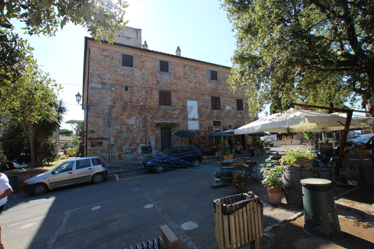 Appartamento in vendita a Castagneto Carducci, 4 locali, prezzo € 300.000 | PortaleAgenzieImmobiliari.it