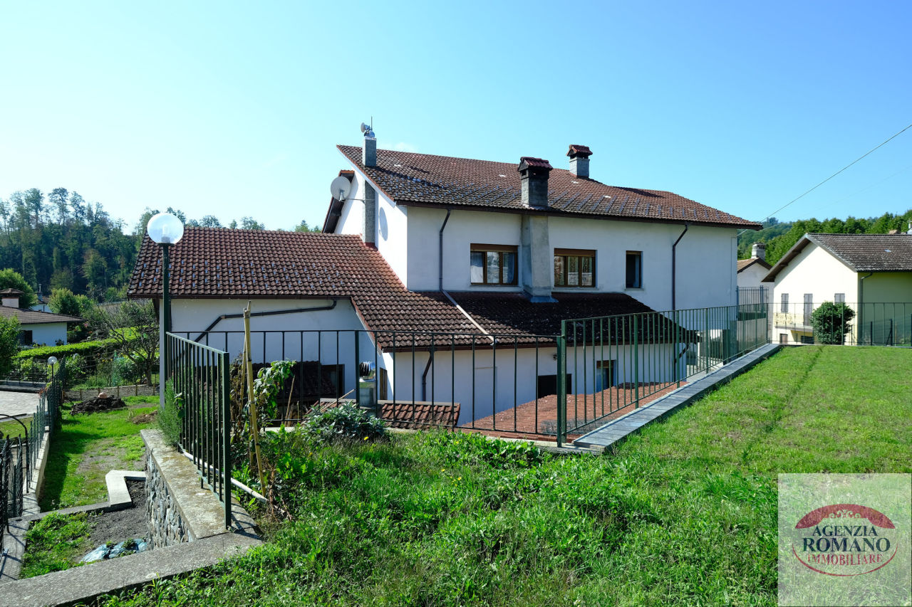 Villa in vendita a Sassello, 13 locali, prezzo € 265.000 | PortaleAgenzieImmobiliari.it