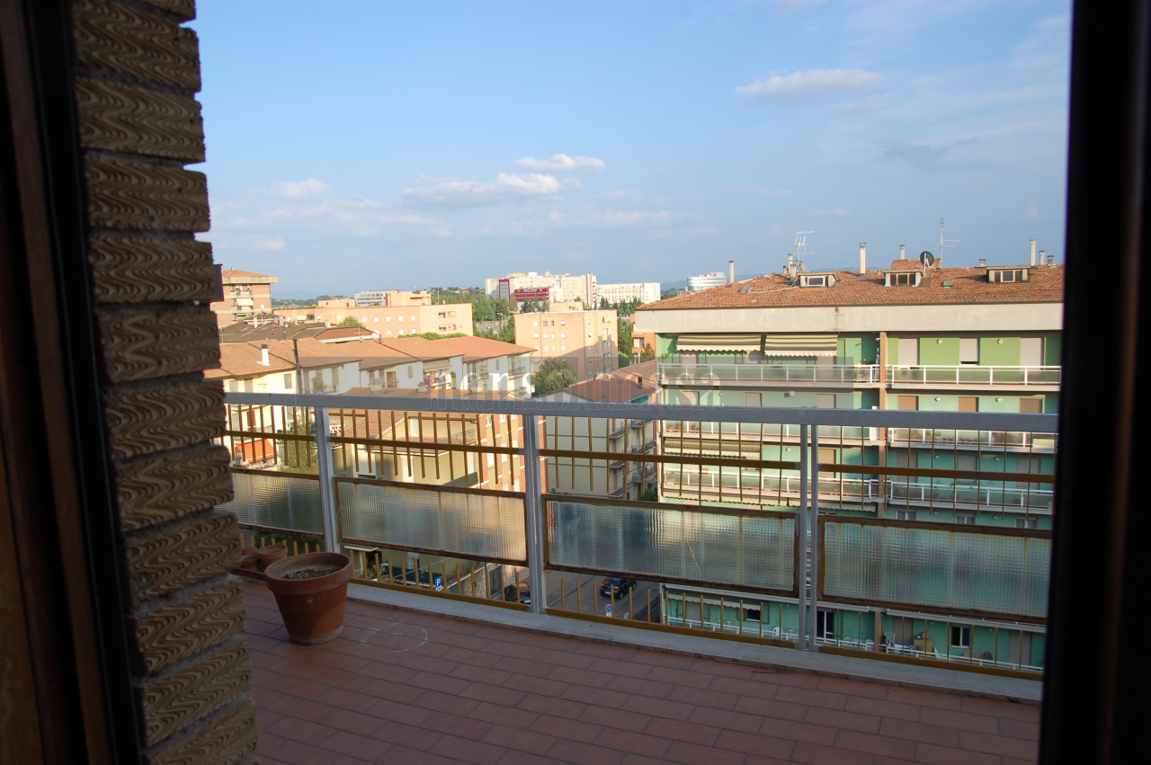 Appartamento in vendita a Perugia, 3 locali, prezzo € 95.000 | CambioCasa.it