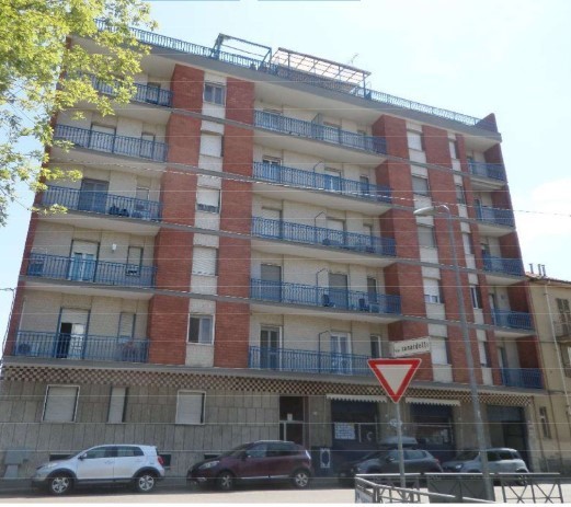 Appartamento in vendita a Alessandria, 7 locali, prezzo € 55.500 | PortaleAgenzieImmobiliari.it