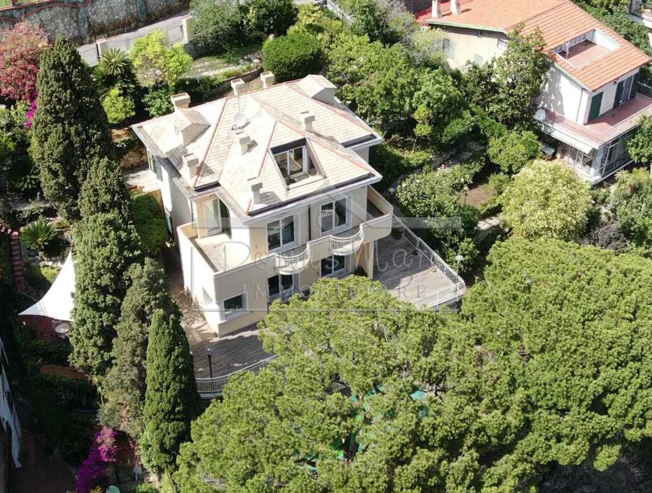 Villa in vendita a Varazze, 13 locali, Trattative riservate | PortaleAgenzieImmobiliari.it