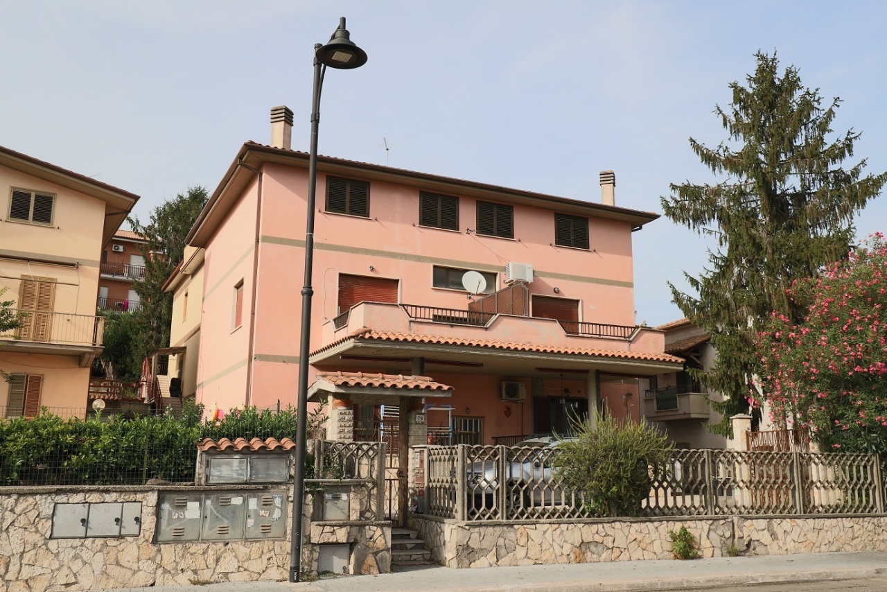 Appartamento in vendita a Fonte Nuova, 4 locali, prezzo € 155.000 | PortaleAgenzieImmobiliari.it