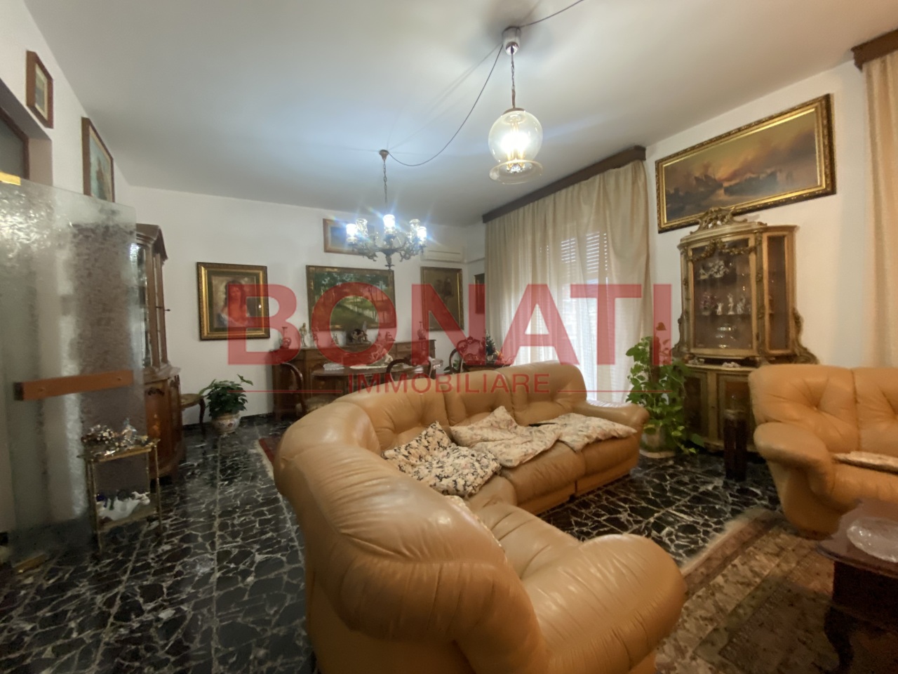 Appartamento in vendita a La Spezia, 6 locali, prezzo € 349.000 | PortaleAgenzieImmobiliari.it