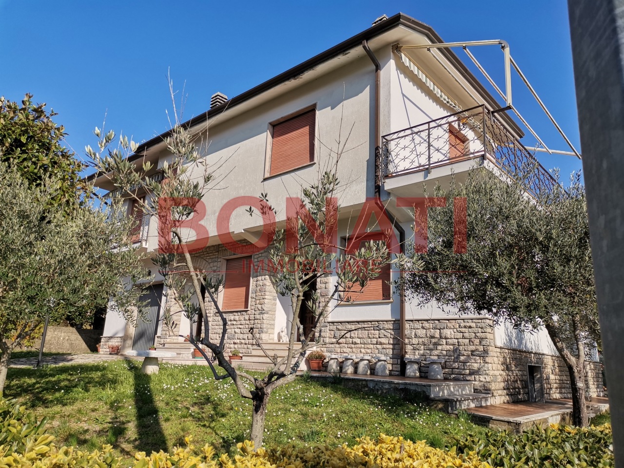 Villa in vendita a Riccò del Golfo di Spezia, 10 locali, prezzo € 380.000 | PortaleAgenzieImmobiliari.it