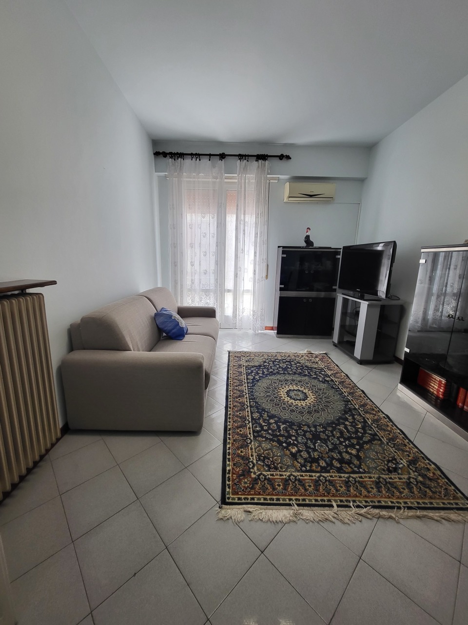 Appartamento in affitto a Viareggio, 4 locali, prezzo € 1 | CambioCasa.it