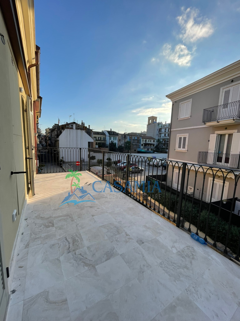 Appartamento in vendita a San Benedetto del Tronto, 4 locali, prezzo € 690.000 | PortaleAgenzieImmobiliari.it