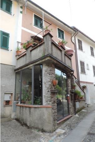 Villa a Schiera in vendita a Coreglia Ligure, 7 locali, prezzo € 29.109 | PortaleAgenzieImmobiliari.it