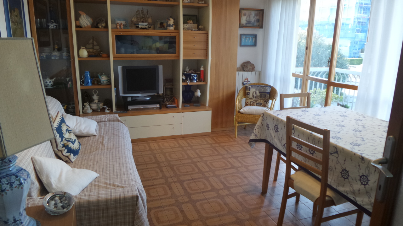 Appartamento in affitto a Camaiore, 4 locali, prezzo € 1 | PortaleAgenzieImmobiliari.it