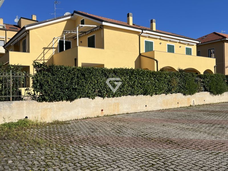Appartamento in vendita a Loano, 3 locali, prezzo € 330.000 | PortaleAgenzieImmobiliari.it