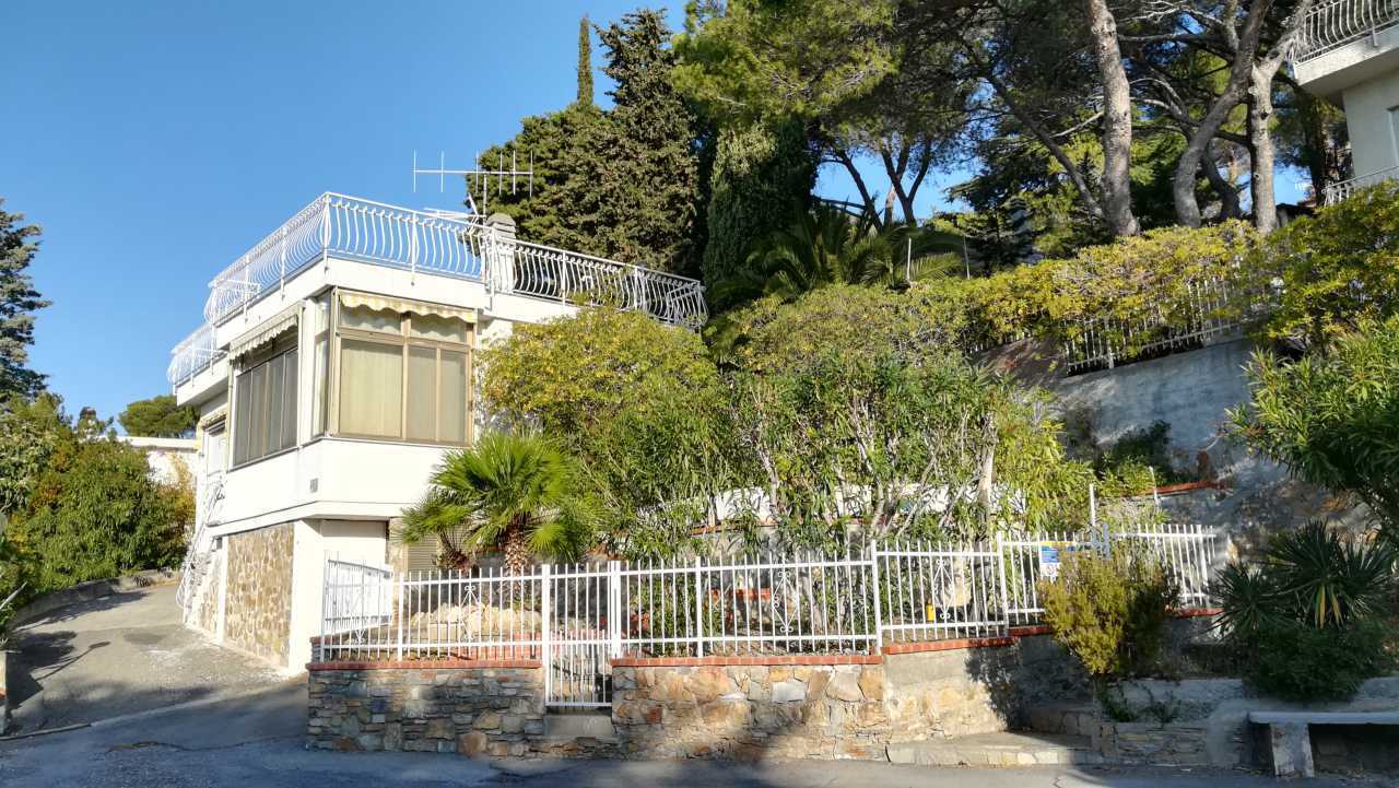 Villa in vendita a Andora, 4 locali, prezzo € 330.000 | PortaleAgenzieImmobiliari.it