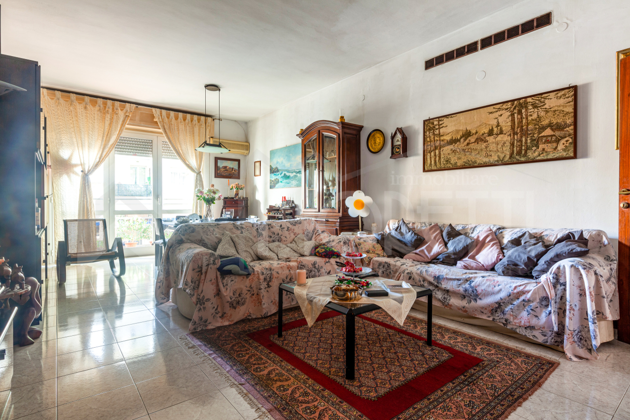 Appartamento in vendita a Livorno, 5 locali, prezzo € 235.000 | PortaleAgenzieImmobiliari.it