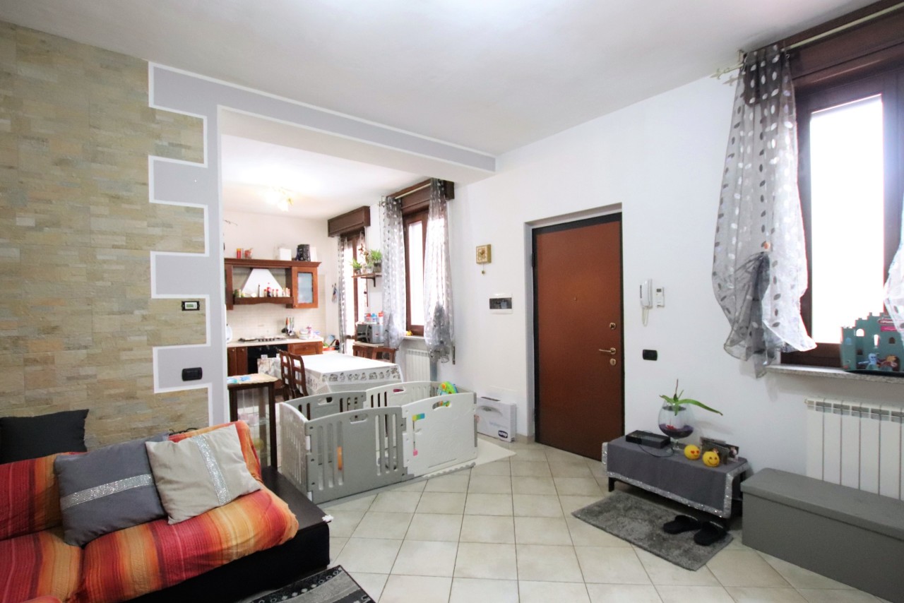 Appartamento in vendita a Galliate, 3 locali, prezzo € 115.000 | PortaleAgenzieImmobiliari.it