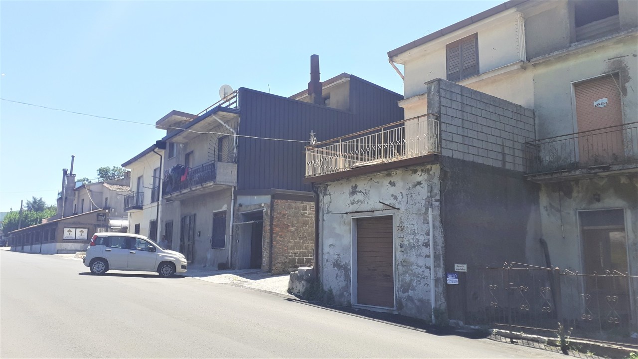 Rustico / Casale in Vendita a Monteforte Irpino