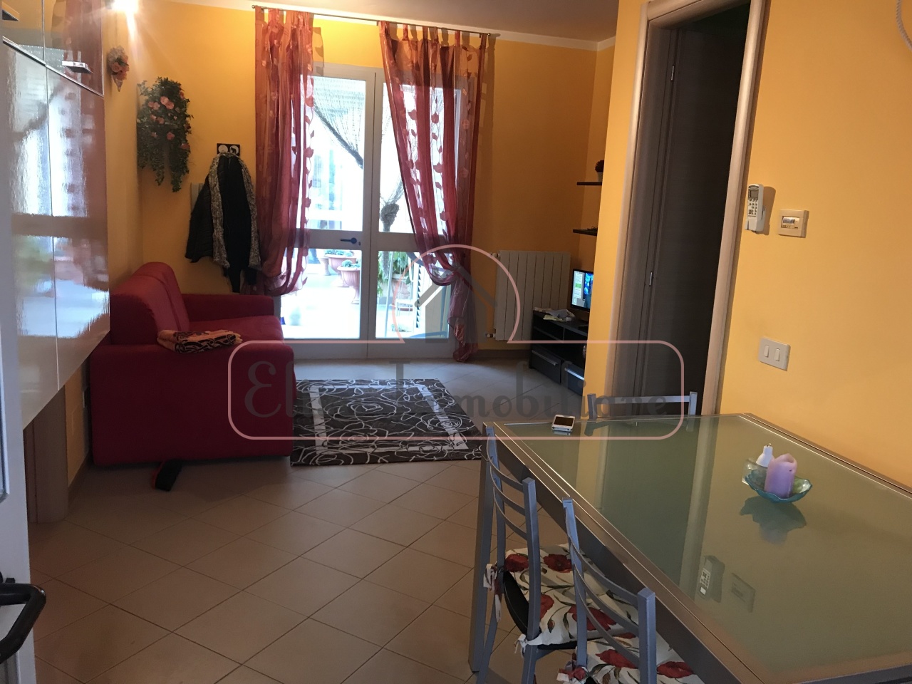 Appartamento in affitto a Viareggio, 3 locali, prezzo € 2.200 | PortaleAgenzieImmobiliari.it