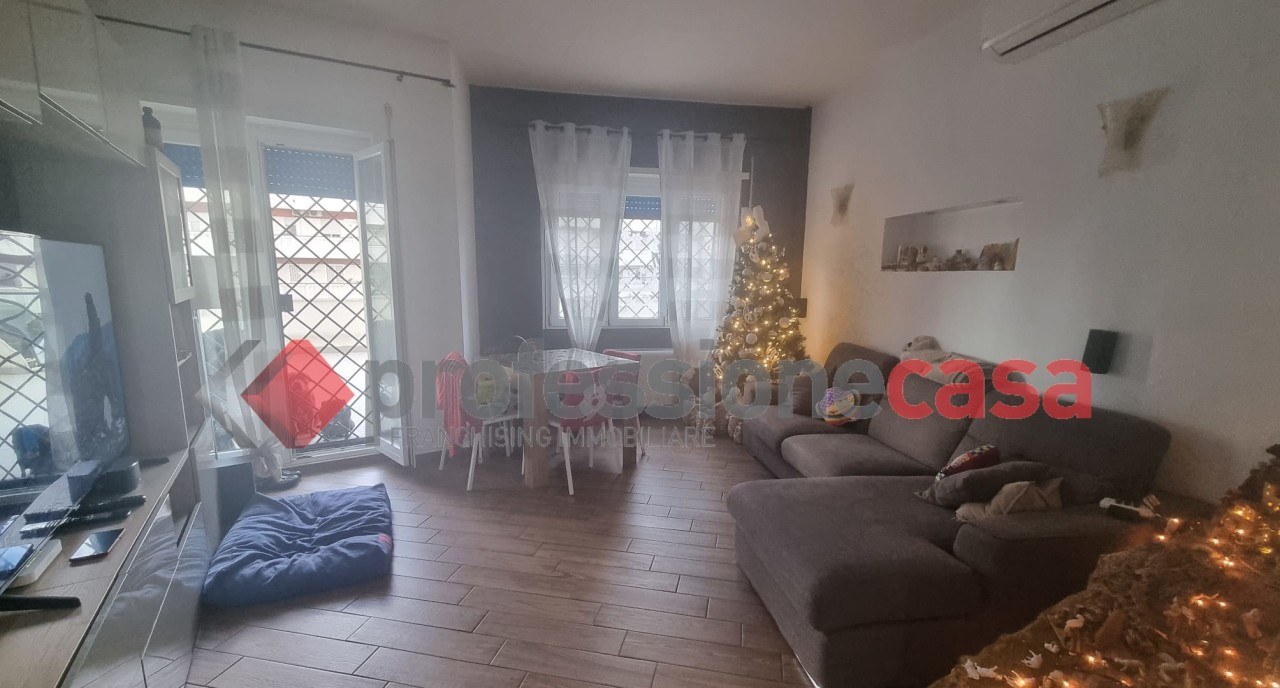 Appartamento in vendita a Pomezia, 3 locali, prezzo € 148.000 | PortaleAgenzieImmobiliari.it