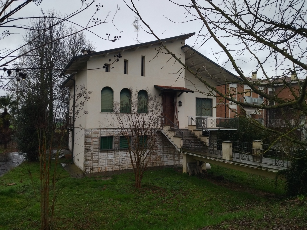 Villa in vendita a Sabbioneta, 9 locali, prezzo € 180.000 | PortaleAgenzieImmobiliari.it