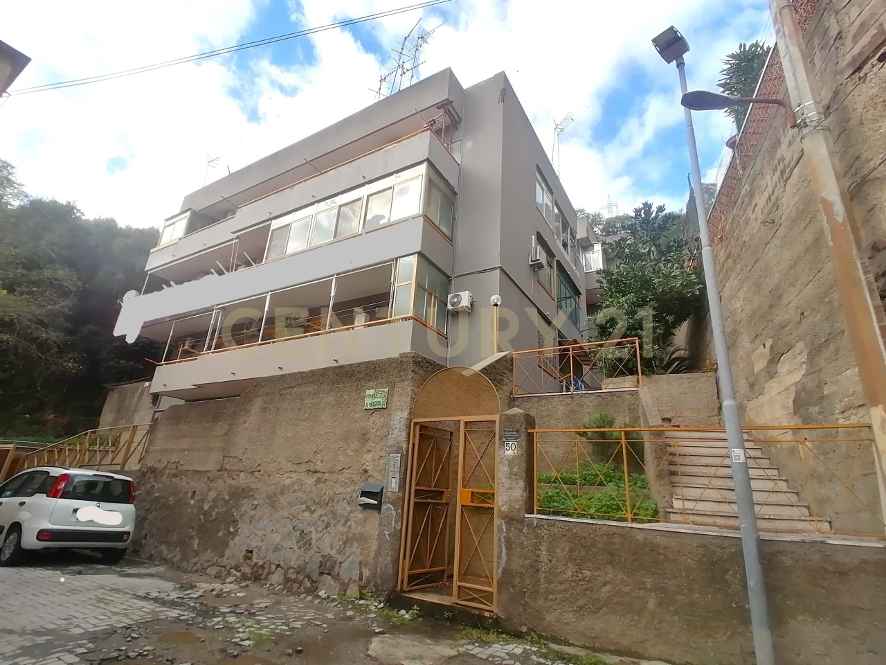 Appartamento in vendita a Messina, 4 locali, prezzo € 80.000 | PortaleAgenzieImmobiliari.it