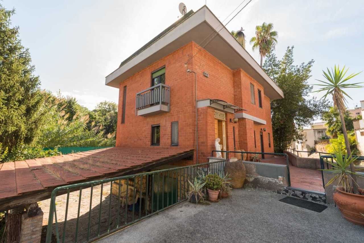 Villa in vendita a Scafati, 9 locali, prezzo € 680.000 | PortaleAgenzieImmobiliari.it