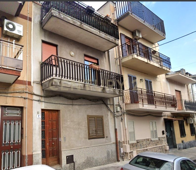 Appartamento in vendita a Catania, 5 locali, prezzo € 160.000 | PortaleAgenzieImmobiliari.it