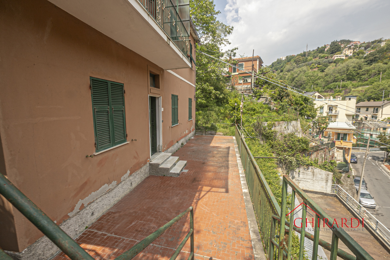 Appartamento in vendita a Genova, 5 locali, prezzo € 68.000 | PortaleAgenzieImmobiliari.it