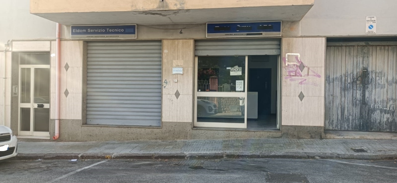 Attività / Licenza in vendita a Sassari, 2 locali, prezzo € 105.000 | PortaleAgenzieImmobiliari.it