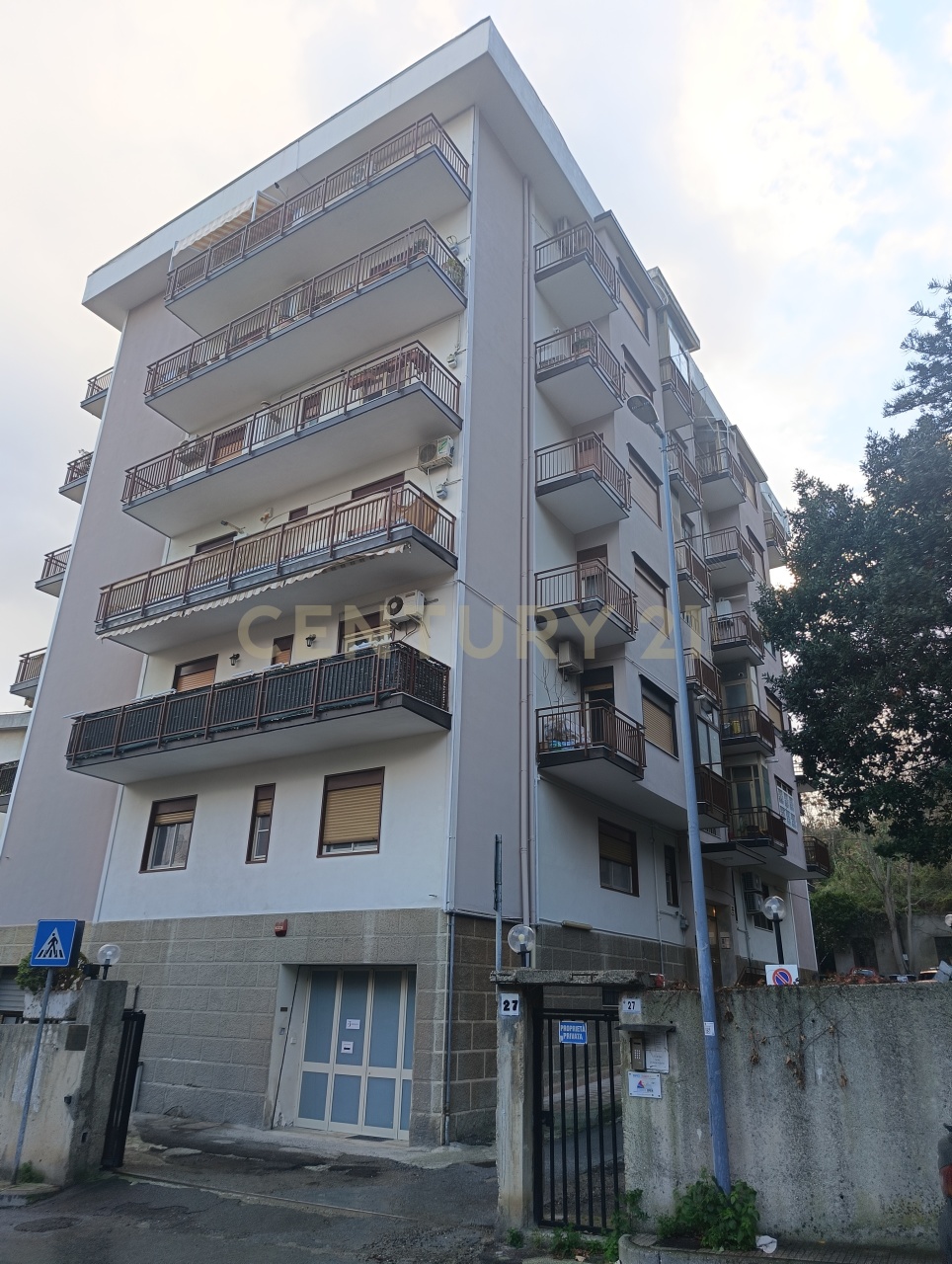 Appartamento in vendita a Messina, 6 locali, prezzo € 149.000 | PortaleAgenzieImmobiliari.it
