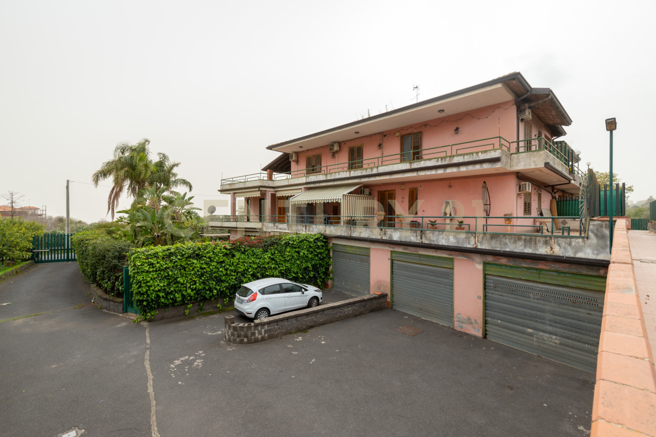 Appartamento in vendita a San Gregorio di Catania, 6 locali, prezzo € 175.000 | PortaleAgenzieImmobiliari.it