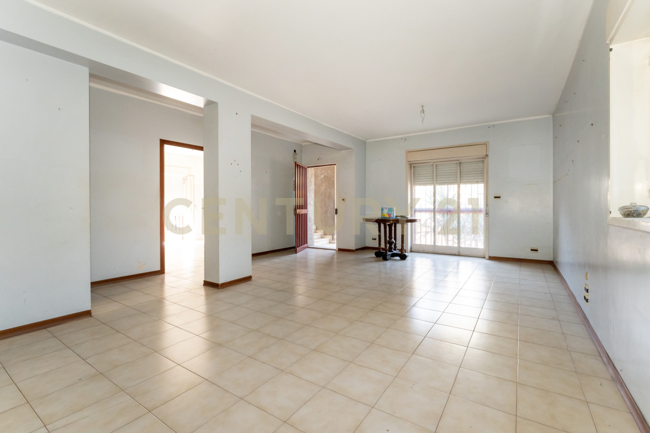 Appartamento in vendita a Gravina di Catania, 4 locali, prezzo € 125.000 | PortaleAgenzieImmobiliari.it