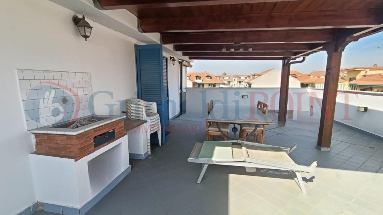 Appartamento in vendita a Giugliano in Campania, 6 locali, prezzo € 220.000 | PortaleAgenzieImmobiliari.it