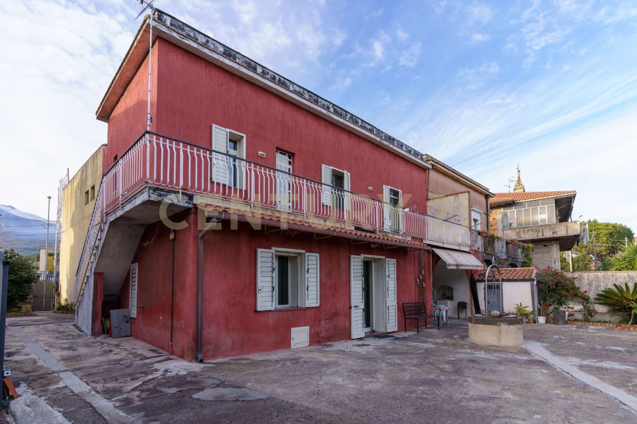Villa in vendita a Santa Venerina, 5 locali, prezzo € 175.000 | PortaleAgenzieImmobiliari.it