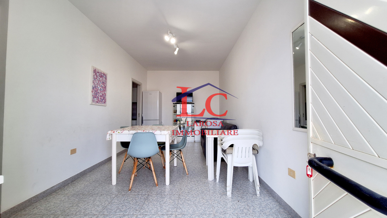 Appartamento in vendita a Melendugno, 4 locali, prezzo € 125.000 | PortaleAgenzieImmobiliari.it