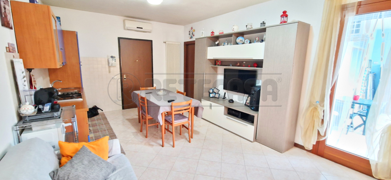 Appartamento in affitto a Cornedo Vicentino, 4 locali, prezzo € 480 | PortaleAgenzieImmobiliari.it