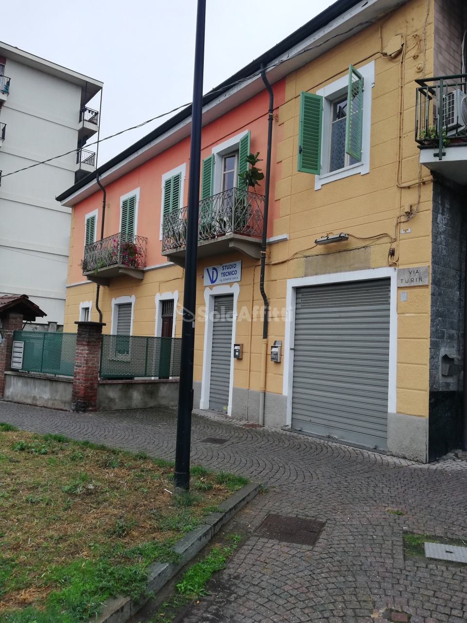 Negozio / Locale in affitto a Settimo Torinese, 2 locali, prezzo € 500 | CambioCasa.it
