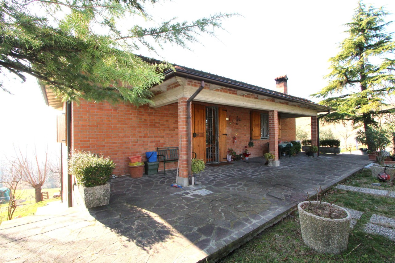 Villa in vendita a Valsamoggia, 7 locali, prezzo € 475.000 | PortaleAgenzieImmobiliari.it