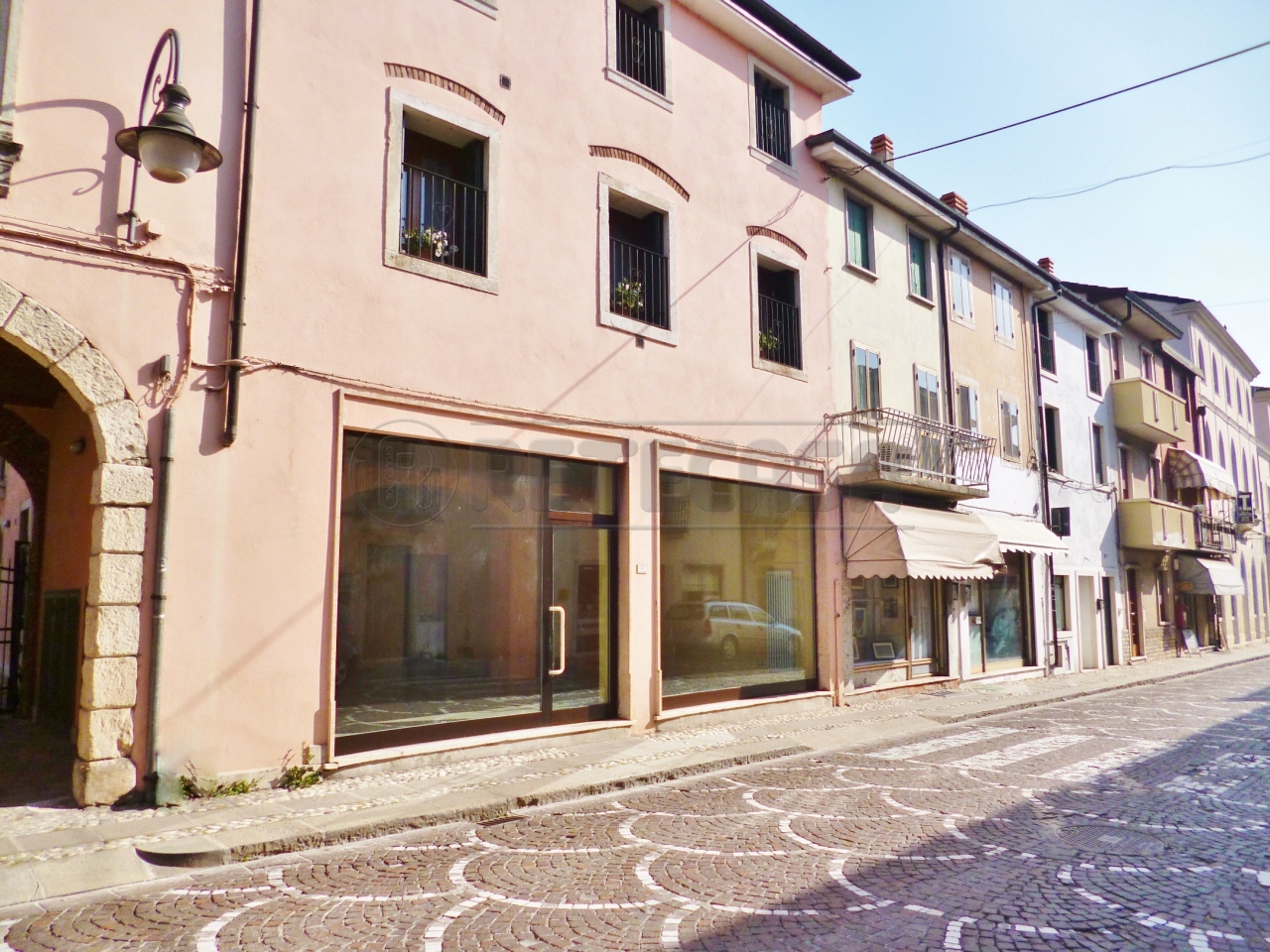 Negozio / Locale in affitto a Montebello Vicentino