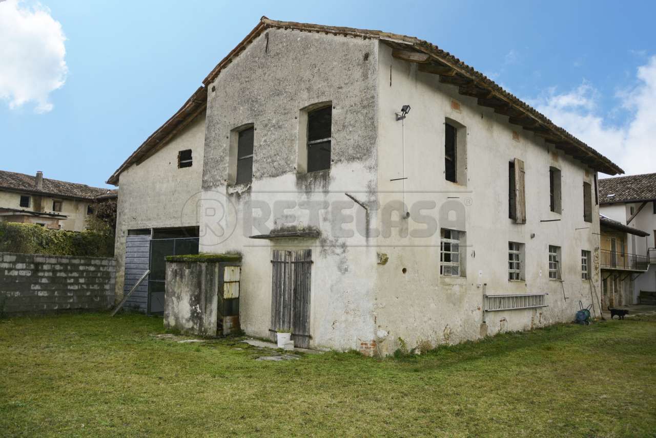Rustico / Casale in vendita a Remanzacco, 5 locali, prezzo € 60.000 | PortaleAgenzieImmobiliari.it