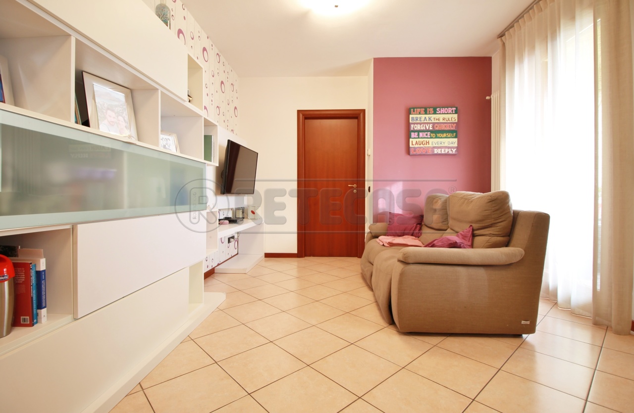 Appartamento in vendita a Montecchio Maggiore, 4 locali, prezzo € 135.000 | PortaleAgenzieImmobiliari.it