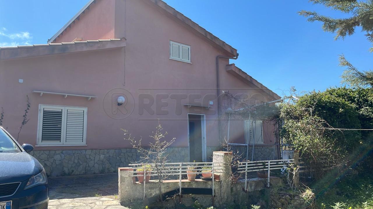Villa a Schiera in vendita a Termini Imerese, 5 locali, prezzo € 65.000 | PortaleAgenzieImmobiliari.it