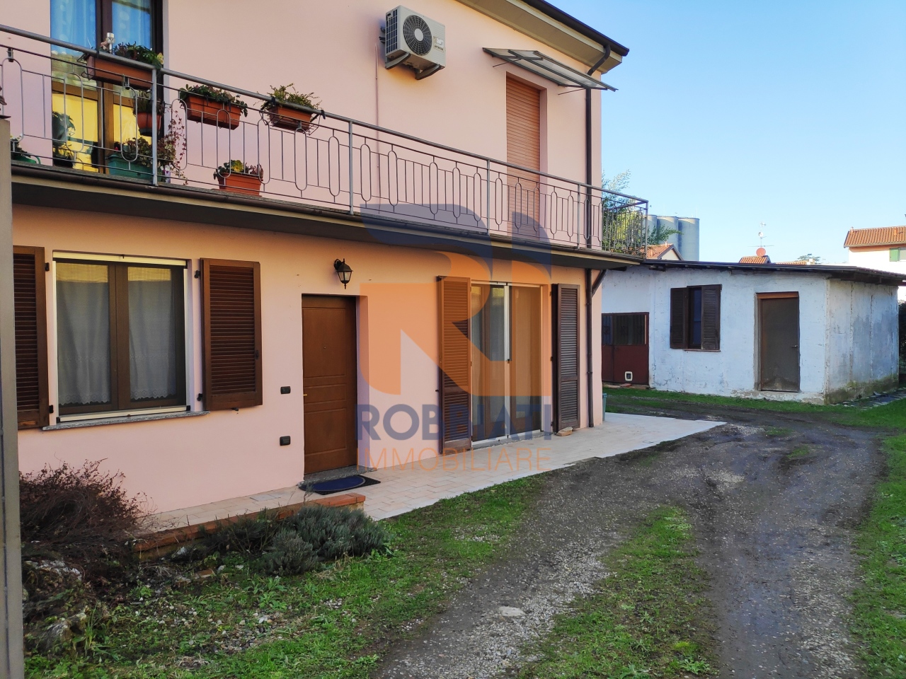 Appartamento in vendita a San Martino Siccomario, 4 locali, prezzo € 155.000 | PortaleAgenzieImmobiliari.it