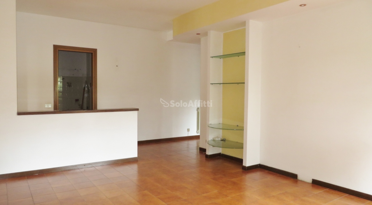 Appartamento in affitto a Cerro Maggiore, 3 locali, prezzo € 650 | PortaleAgenzieImmobiliari.it
