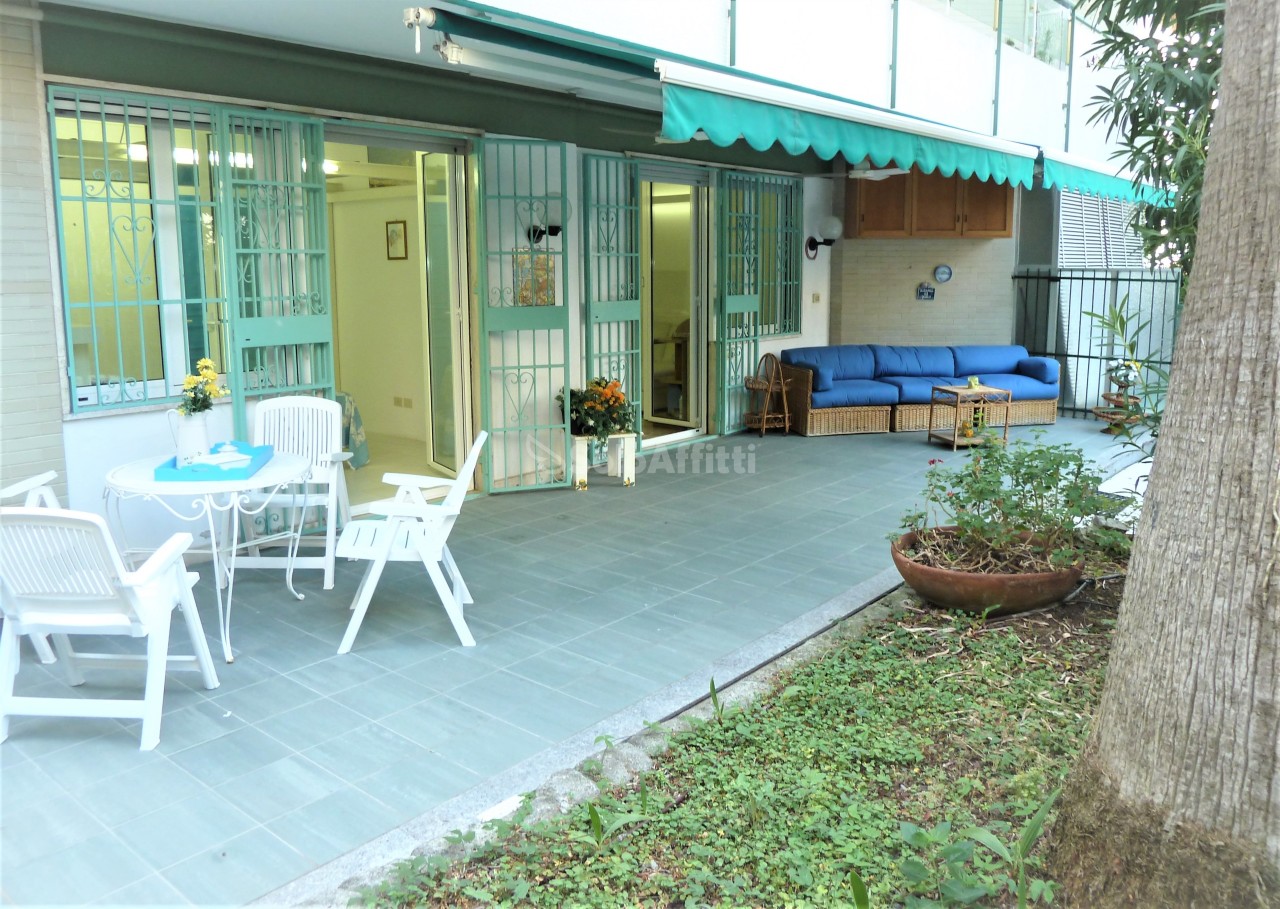 Appartamento in affitto a SanRemo, 4 locali, prezzo € 1.200 | PortaleAgenzieImmobiliari.it
