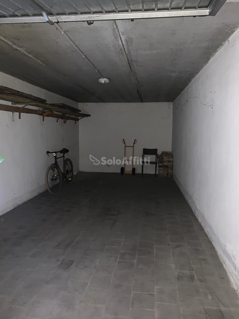 Box / Garage in Affitto a Cavezzo