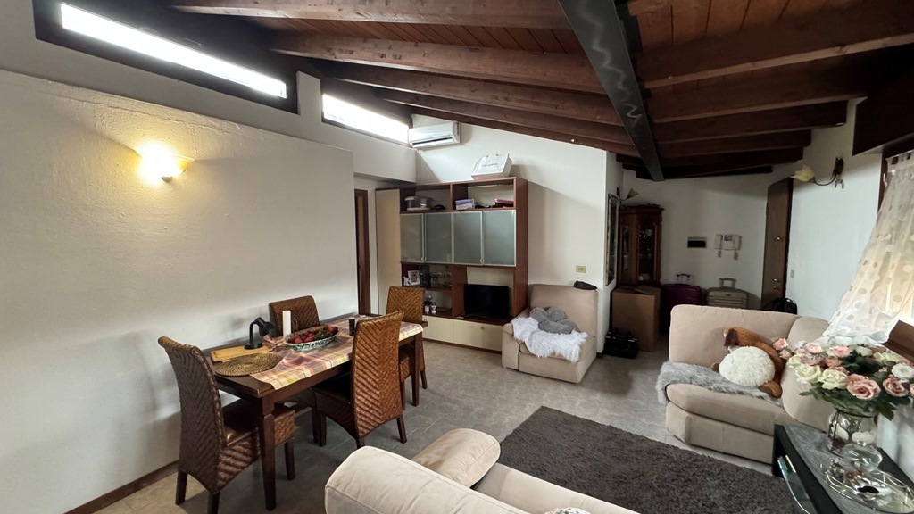 Appartamento in vendita a Collecchio, 2 locali, prezzo € 95.000 | PortaleAgenzieImmobiliari.it