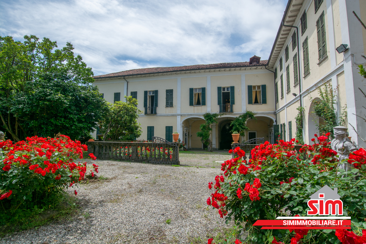 Villa in vendita a Sizzano, 27 locali, Trattative riservate | PortaleAgenzieImmobiliari.it