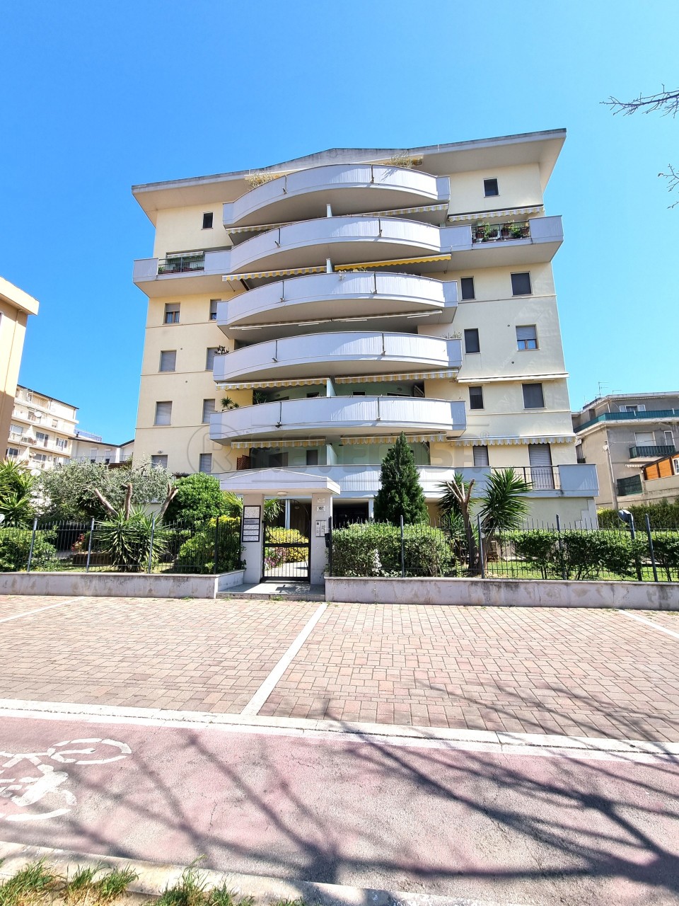 Appartamento in vendita a Pescara, 2 locali, prezzo € 185.000 | PortaleAgenzieImmobiliari.it