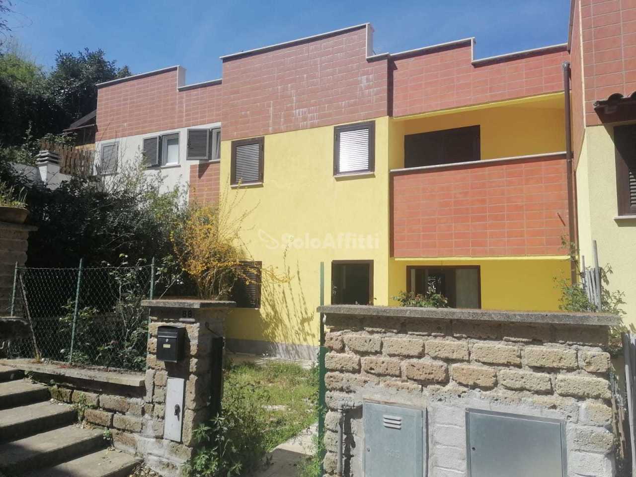 Villa a Schiera in affitto a Monte Porzio Catone, 5 locali, prezzo € 1.300 | PortaleAgenzieImmobiliari.it