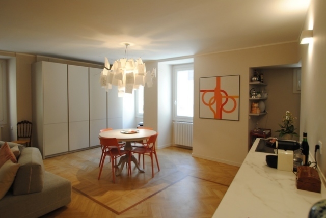 Appartamento in vendita a Pavia, 5 locali, prezzo € 640.000 | PortaleAgenzieImmobiliari.it