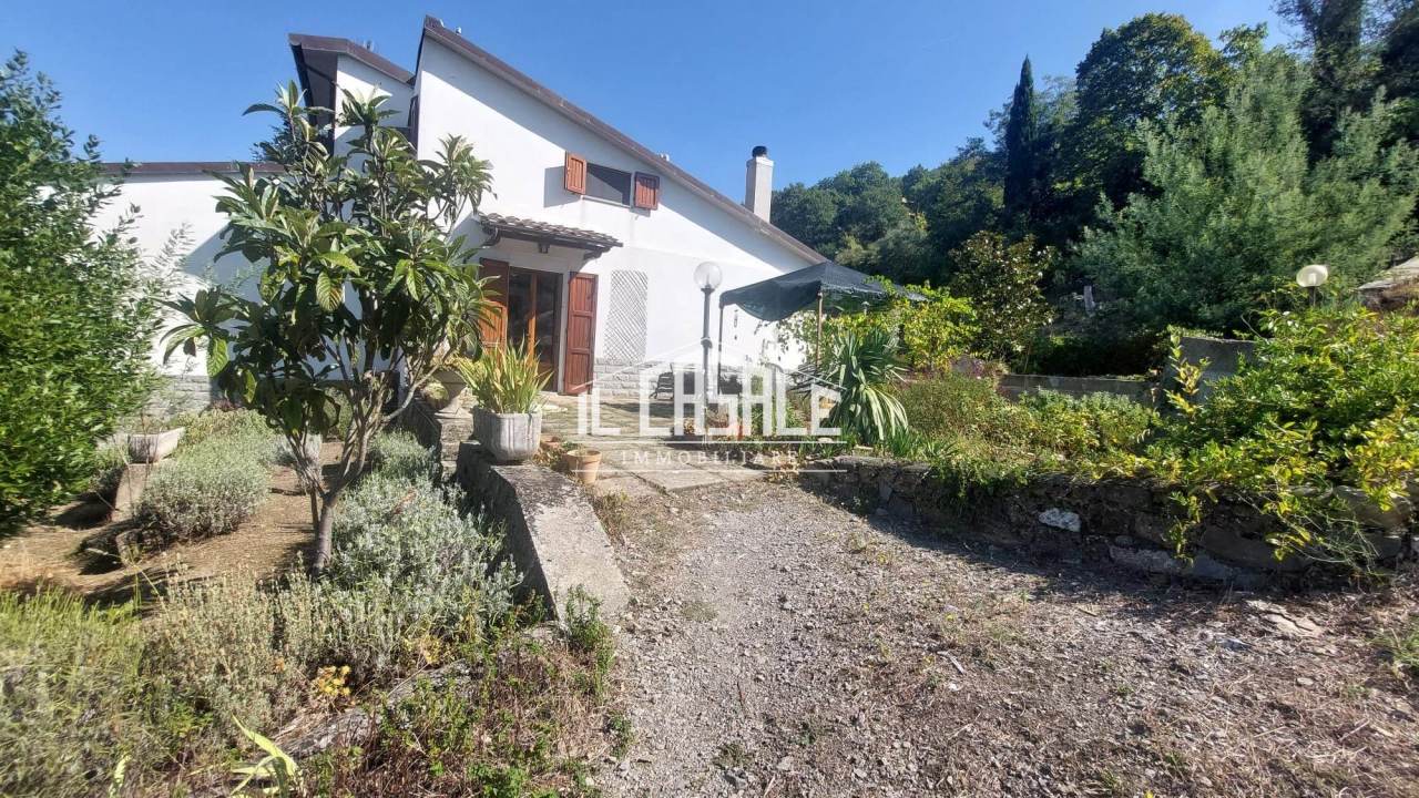 Villa in vendita a Dicomano, 6 locali, prezzo € 348.000 | PortaleAgenzieImmobiliari.it